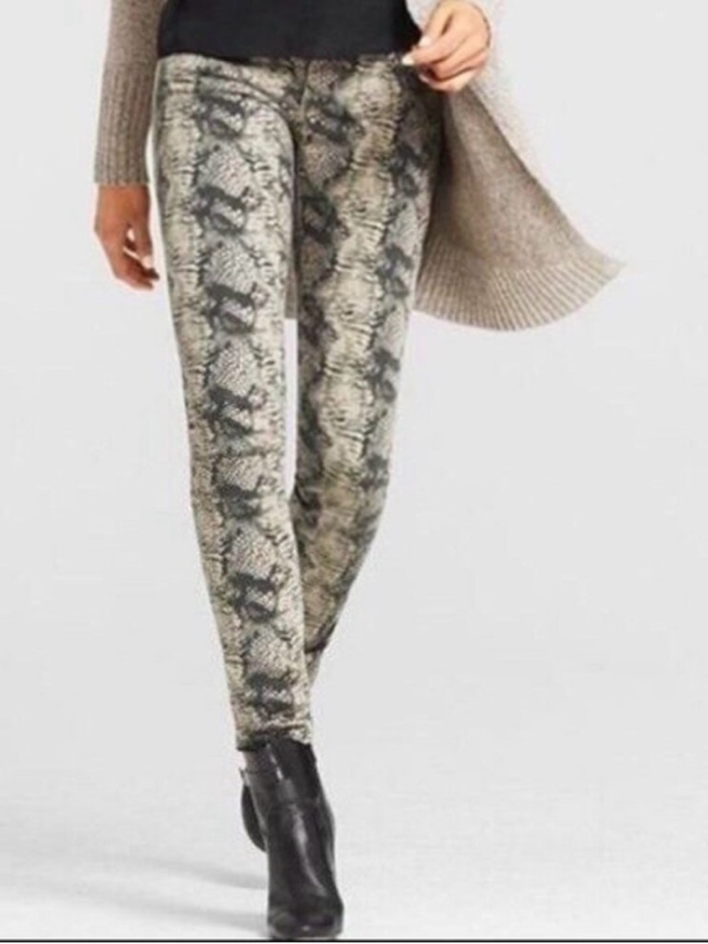 Snake Print Diamondback Pants - CAbi 958